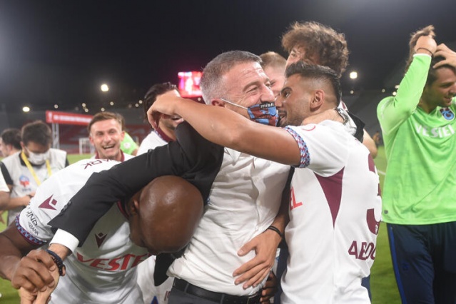 Ahmet Ağaoğlu'nun Ziraat Türkiye Kupası coşkusu 14