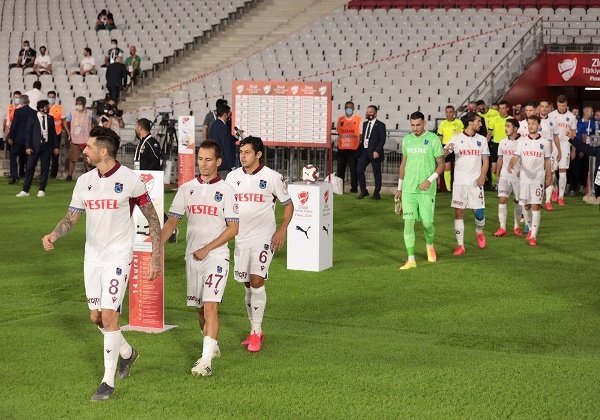 Trabzonspor 65 Puan topladı. 9 Sezonun en yüksek puanı. 15
