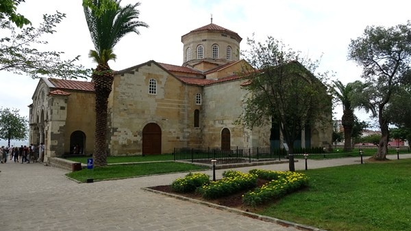 Trabzon Ayasofya Camii'ne ziyaretçi akını 14