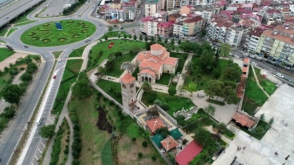 Trabzon Ayasofya Camii'ne ziyaretçi akını 2