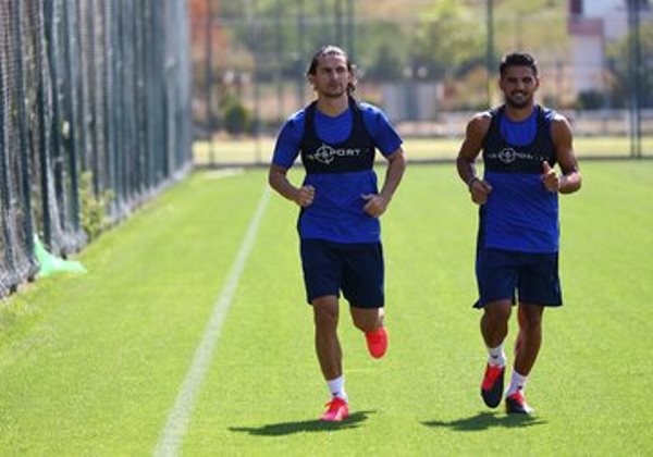 Trabzonspor'da futbolcular 2020-2021sezonu öncesi testten geçti 2