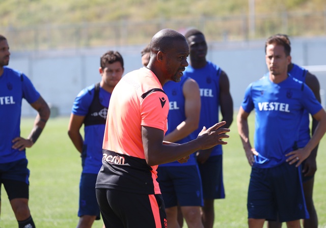 Trabzonspor'da hazırlıklar devam ediyor! Yıldız isim geri döndü 12