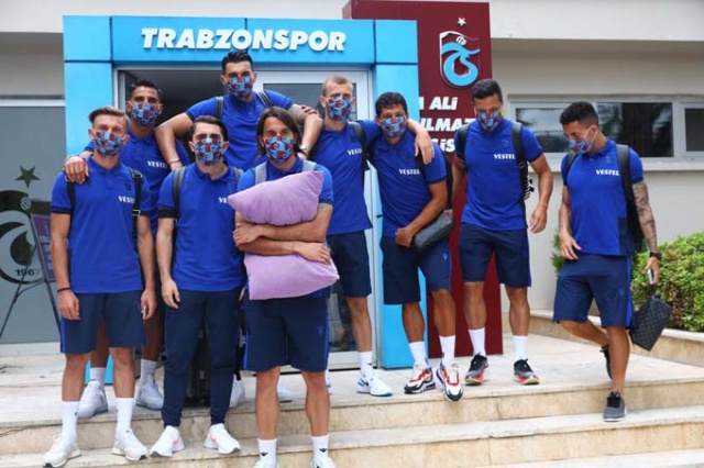 Trabzonspor'a Samsun'da coşkulu karşılama 14