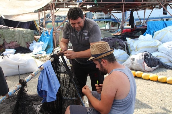 Trabzon'da balıkçılar, 'vira bismillah' demeye hazırlanıyor. Foto Galeri. 8