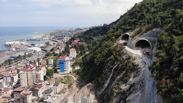 Trabzon'da Boztepe tünelinde kazı çalışması tamamlandı 2