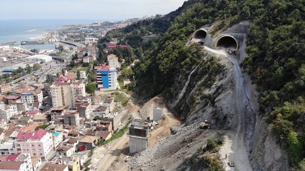 Trabzon'da Boztepe tünelinde kazı çalışması tamamlandı 3