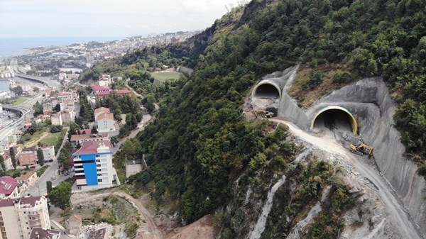 Trabzon'da Boztepe tünelinde kazı çalışması tamamlandı 5
