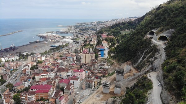 Trabzon'da Boztepe tünelinde kazı çalışması tamamlandı 7