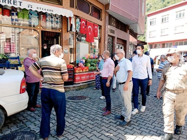 Trabzon’da 18 ilçede eş zamanlı Koronavirüs denetimi 11