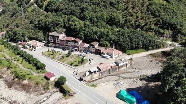 Trabzon'un Köprübaşı ilçesinde dereli korkusu 7