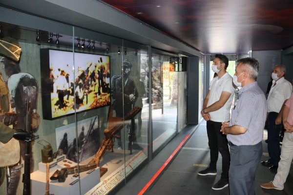 Çanakkale Savaşları Mobil Müzesi Akçaabat'ta 9