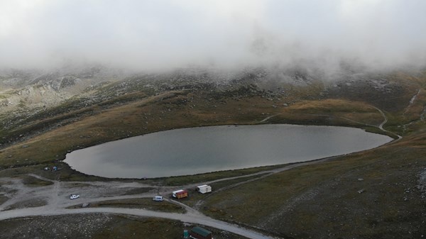 Trabzon'da 2 bin 740 rakımda bulunan Aygır Gölü’nü de kirletmeyi başardık! 15