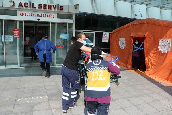 Trabzon plakalı kamyonun çarptığı bisiklet sürücüsü hayatını kaybetti 4