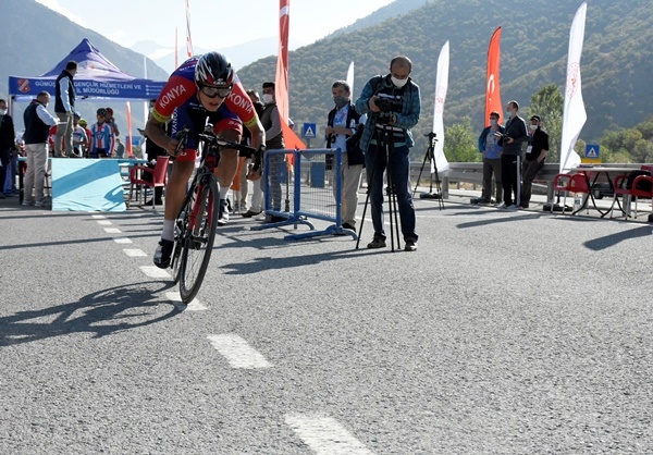 Türkiye Yol Bisikleti Yarışları tarihi İpek Yolu'nda başladı 5