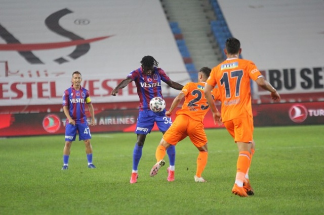 Spor yazarlarından Trabzonspor Başakşehir yorumları 17