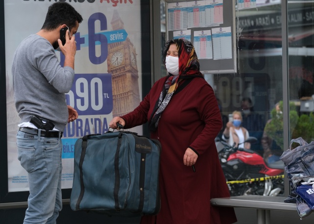 Trabzon'da şüpheli valiz polisi harekete geçirdi 9