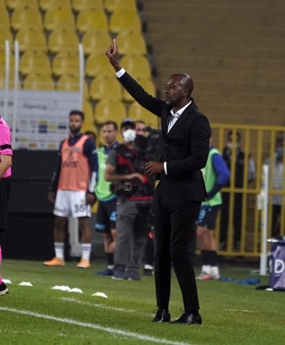 Spor yazarları Fenerbahçe Trabzonspor maçını değerlendirdi 15