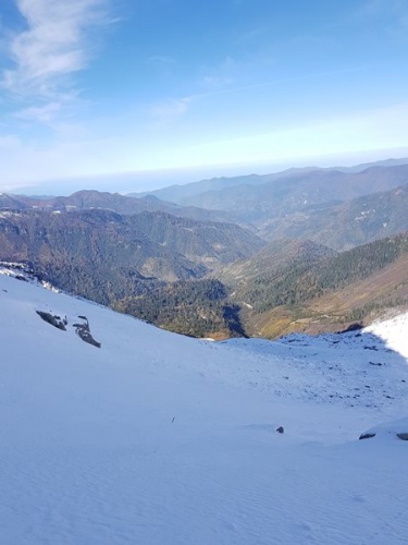 Karçal Dağı'nda göller ve akarsular buz tuttu 3