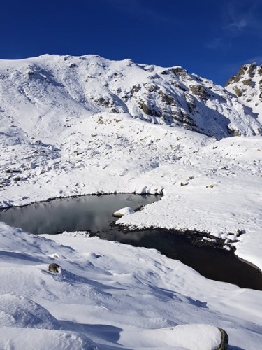 Karçal Dağı'nda göller ve akarsular buz tuttu 8