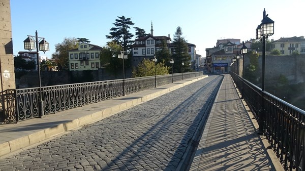 Trabzon'da yollar ve caddelerde sessizlik hakim 17