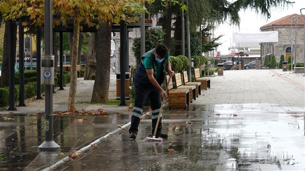 Korona virüs kapsamında Trabzon'da cadde ve sokaklar boş kaldı. 12 Aralık 2020 4