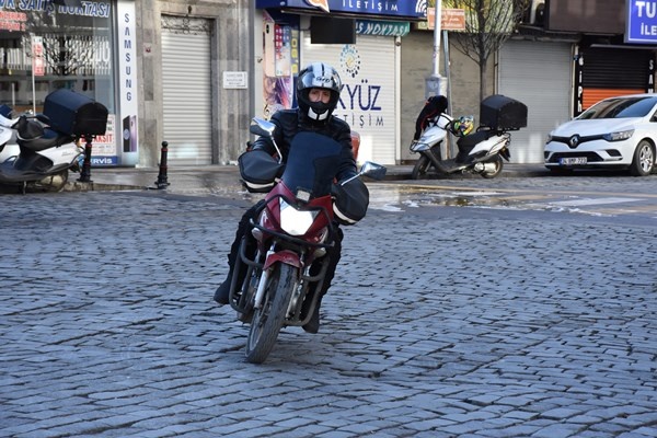 Trabzon'da sokaklar boş kaldı! 1 Ocak 2021 5