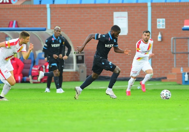 Spor yazarları Trabzonspor'un Göztepe galibiyetini değerlendirdi 25