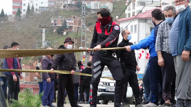 Trabzon'da feci kaza! Freni boşalan kepçe dehşet saçtı 8