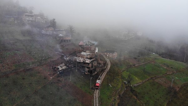 Trabzon'da yangının hasarı gün ağarınca ortaya çıktı 2