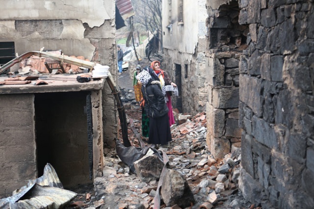 Araklı'da 7 ev yanmıştı, bölgede son durum 26