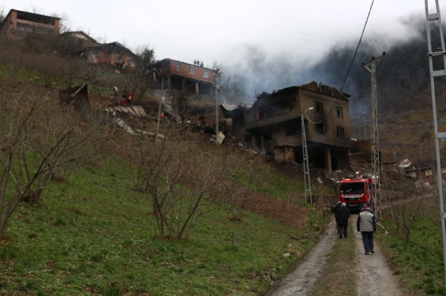 Araklı'da 7 ev yanmıştı, bölgede son durum 15