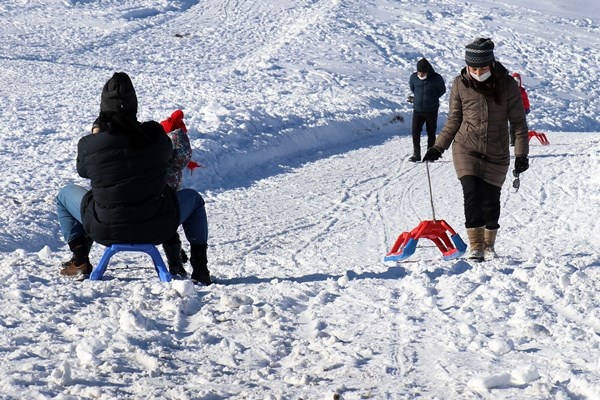 Zigana kayak merkezinde tatil bereketi. 23 Ocak 2021 10
