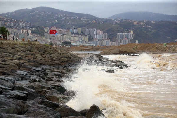 Trabzon'da balıkçılara rüzgar engeli 14