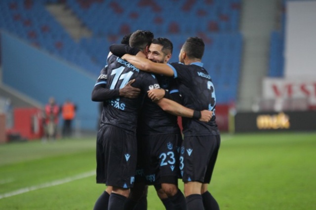 Spor yazarları Trabzonspor Denizlispor maçını değerlendirdi 7