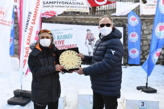 Türkiye Dağ Kayağı Şampiyonası Trabzon’da yapıldı 18