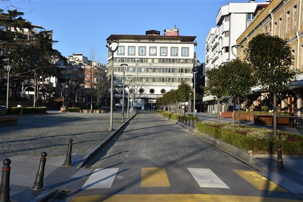Trabzon sokaklarında sessizlik hakim 3