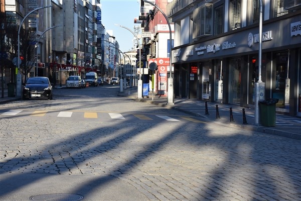 Trabzon sokaklarında sessizlik hakim 8