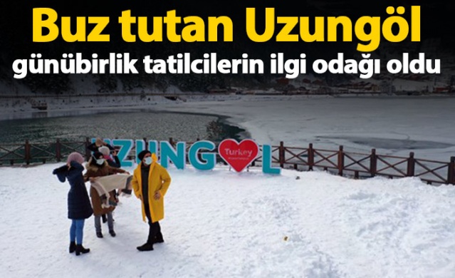 Trabzon'da buz tutan Uzungöl'e ziyaretçi akını 1