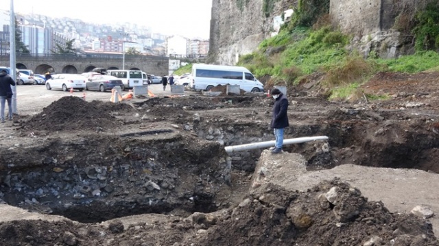 Trabzon'daki kazıdan tarih fışkırıyor 14