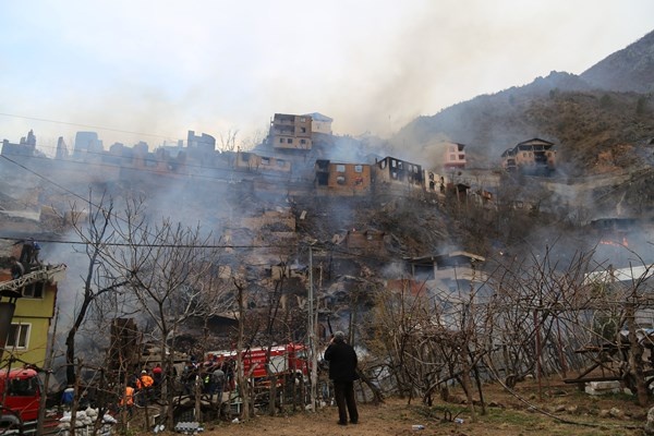 Artvin'deki yangında son durum! Yangın bu köyün kaderi 8