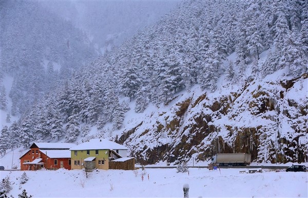 Trabzon'daki kar manzaraları büyüledi 8