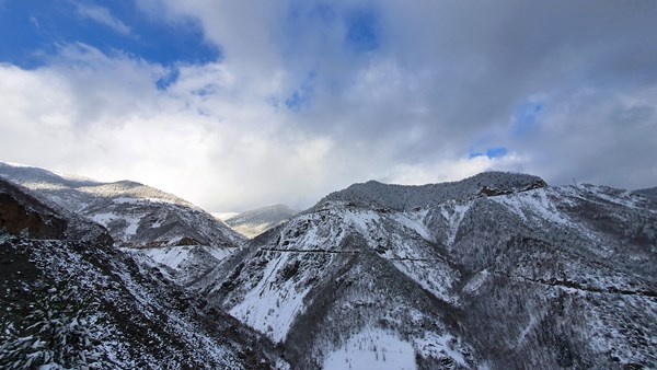 Zigana’da kayak sezonu tam bitti derken Mart karı ile yeniden başladı 10