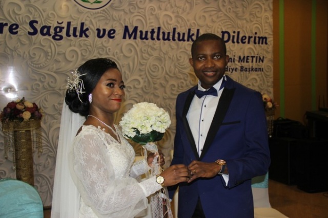 Nijeryalı gençler Rize'de tanışıp Rize'de evlendi 2