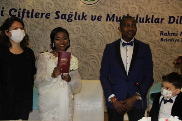 Nijeryalı gençler Rize'de tanışıp Rize'de evlendi 3