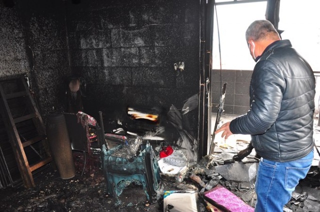 Kazan dairesinde başlayan yangın 5 evi küle çevirdi 10