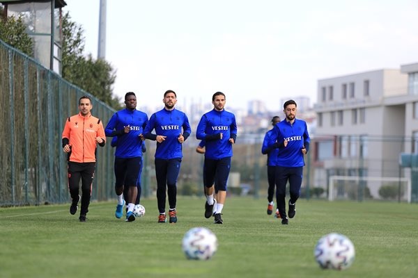 Trabzonspor Kayserispor maçı hazırlıklarına başladı 7