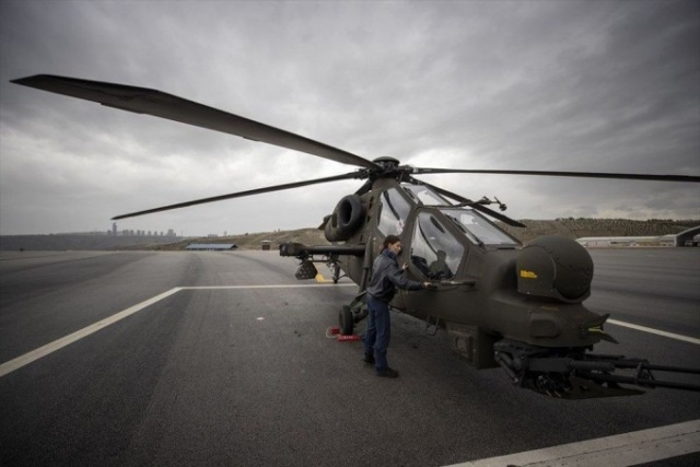 Türkiye'nin ilk kadın taarruz helikopter pilotu: Özge Karabulut 10