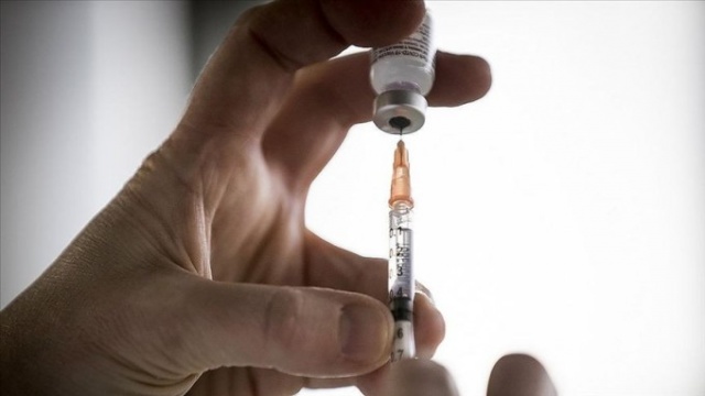 İki aşı da yaşlıların hastaneye yatışına karşı yüzde 94 etkili 6
