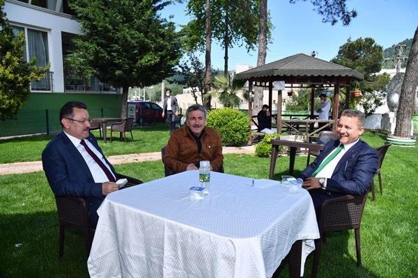 Başkan Genç, Giresun Belediyesi’ni ziyaret etti 12
