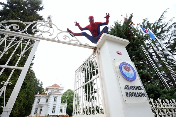 Örümcek Adam memleketi Trabzon'da 20
